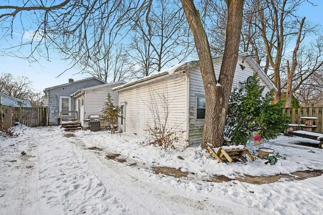 614 Maple Row, Elkhart, IN 46514