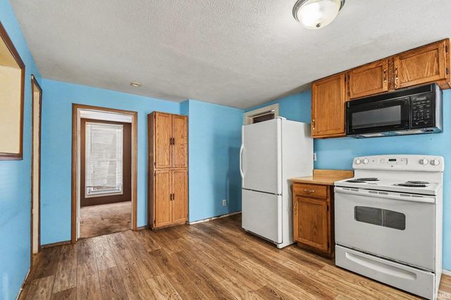 614 Maple Row, Elkhart, IN 46514