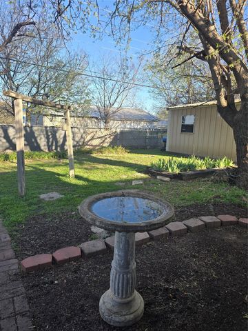 624 S Kate Street, White Settlement, TX 76108