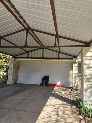 624 S Kate Street, White Settlement, TX 76108