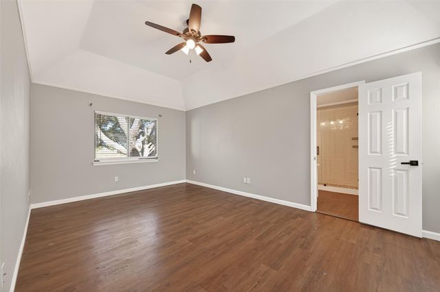 1720 Old Creek Drive, Rosenberg, TX 77471