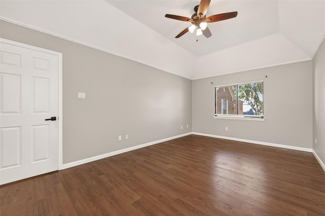 1720 Old Creek Drive, Rosenberg, TX 77471