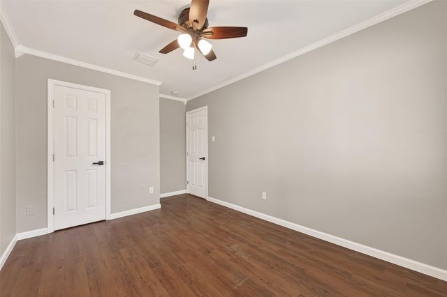 1720 Old Creek Drive, Rosenberg, TX 77471