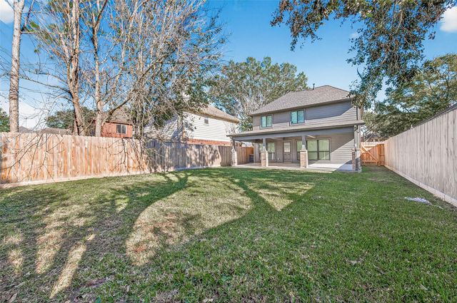 1720 Old Creek Drive, Rosenberg, TX 77471