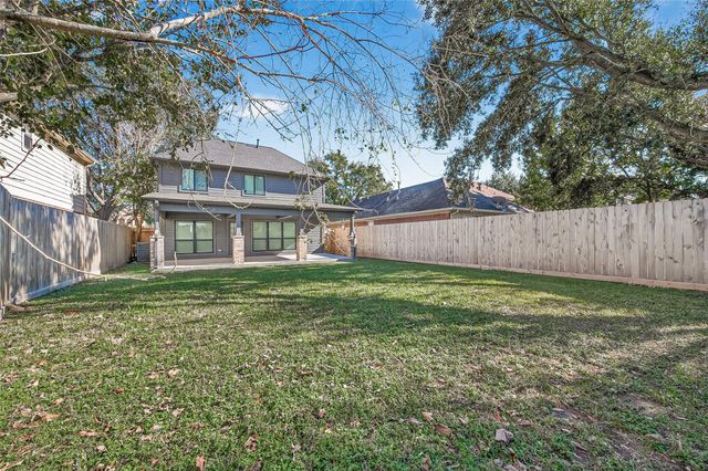 1720 Old Creek Drive, Rosenberg, TX 77471