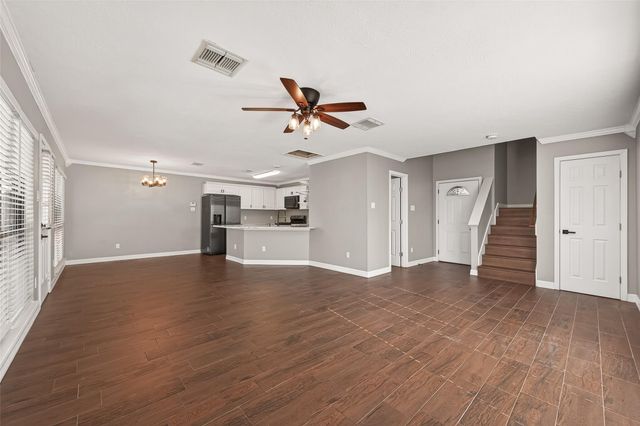 1720 Old Creek Drive, Rosenberg, TX 77471