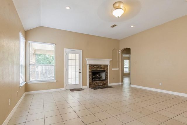 6823 Durango Creek Drive, Magnolia, TX 77354