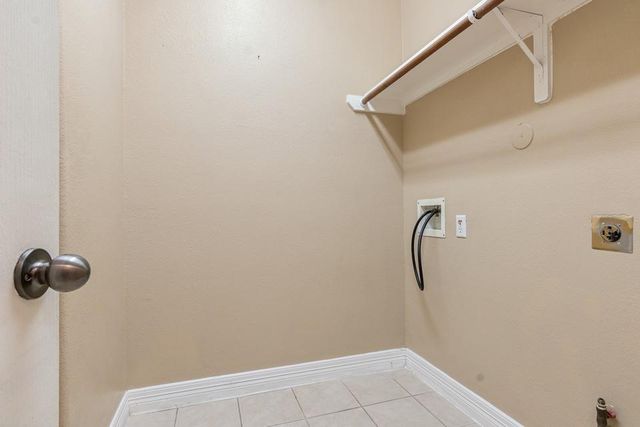 6823 Durango Creek Drive, Magnolia, TX 77354