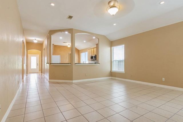 6823 Durango Creek Drive, Magnolia, TX 77354