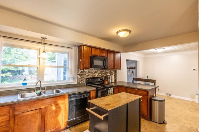 1218 Bradley Street, Saint Paul, MN 55130