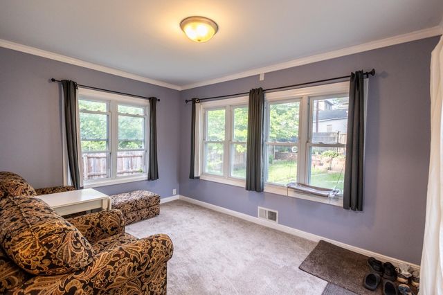 1218 Bradley Street, Saint Paul, MN 55130
