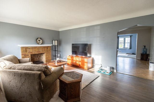 1218 Bradley Street, Saint Paul, MN 55130
