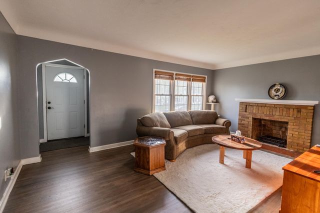 1218 Bradley Street, Saint Paul, MN 55130
