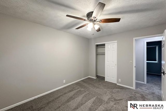 13856 V Street, Omaha, NE 68137