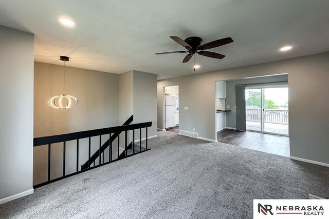 13856 V Street, Omaha, NE 68137