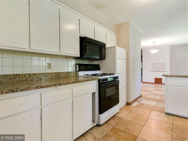 16020 Temple Drive, Minnetonka, MN 55345