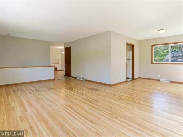 16020 Temple Drive, Minnetonka, MN 55345