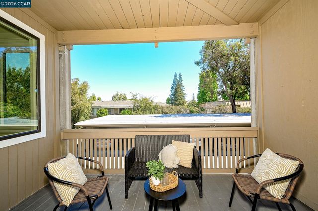 1601 Canyonwood Ct 8, Walnut Creek, CA 94595