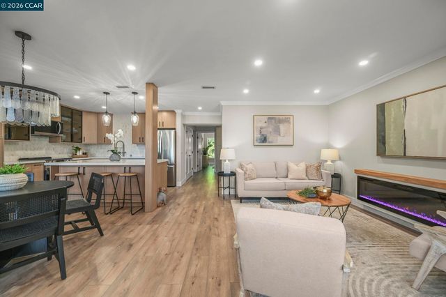 1601 Canyonwood Ct 8, Walnut Creek, CA 94595