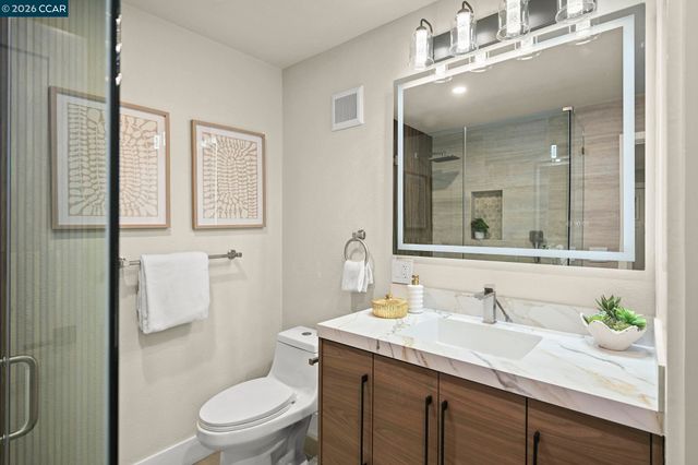 1601 Canyonwood Ct 8, Walnut Creek, CA 94595