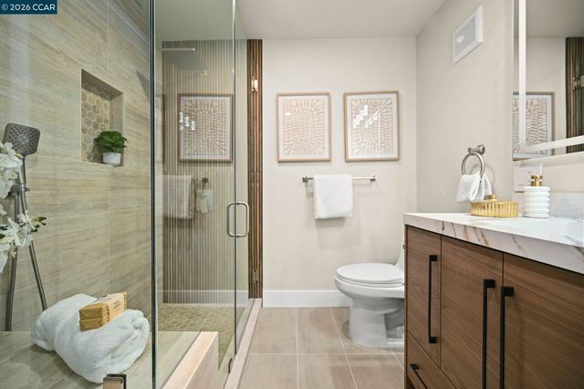 1601 Canyonwood Ct 8, Walnut Creek, CA 94595
