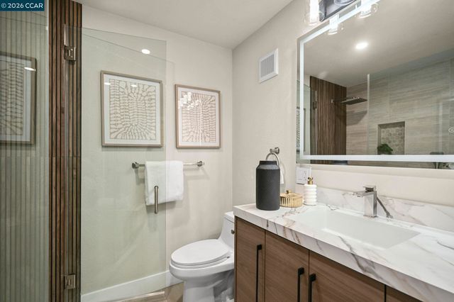 1601 Canyonwood Ct 8, Walnut Creek, CA 94595