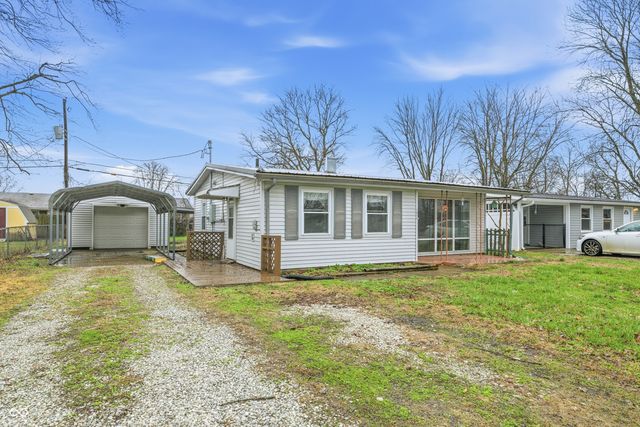 1044 Center Street, Martinsville, IN 46151