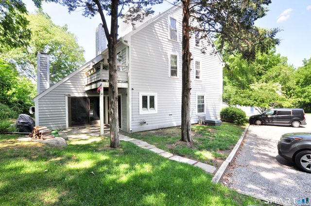 45 River Colony 45, Guilford, CT 06437