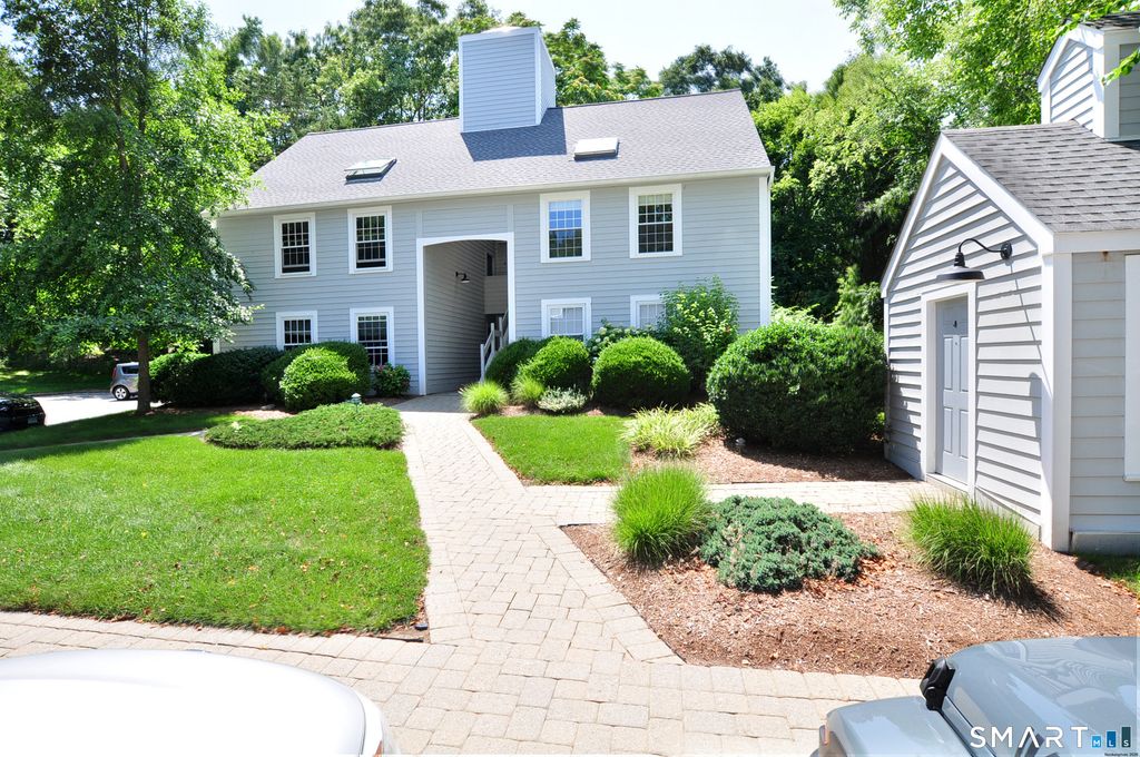 45 River Colony 45, Guilford, CT 06437