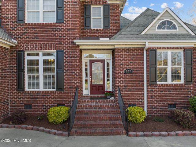959 Van Gert Drive, Winterville, NC 28590