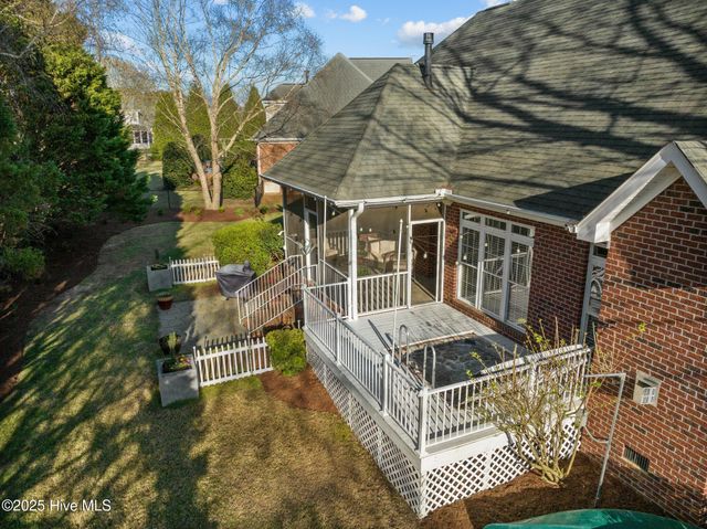 959 Van Gert Drive, Winterville, NC 28590