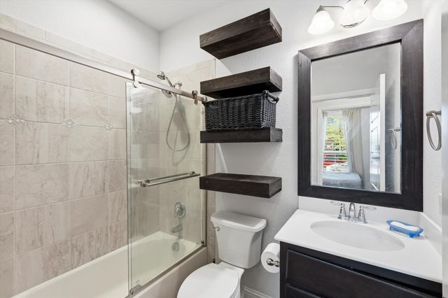 904 10th Street, Argyle, TX 76226