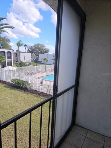 7701 STARKEY ROAD 102, Seminole, FL 33777