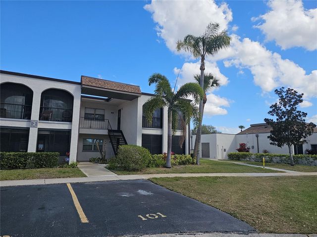 7701 STARKEY ROAD 102, Seminole, FL 33777