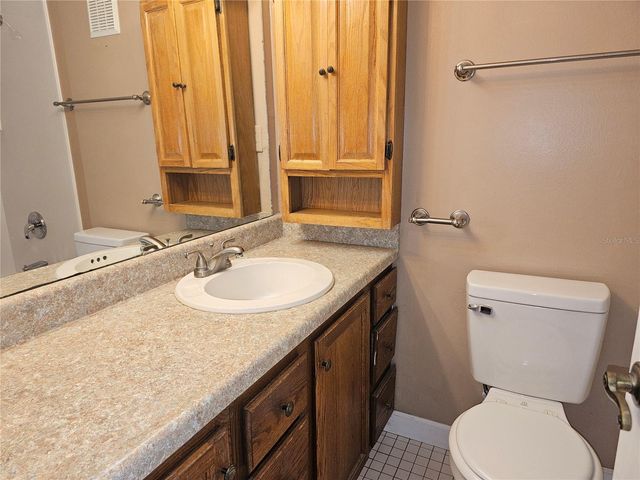 7701 STARKEY ROAD 102, Seminole, FL 33777