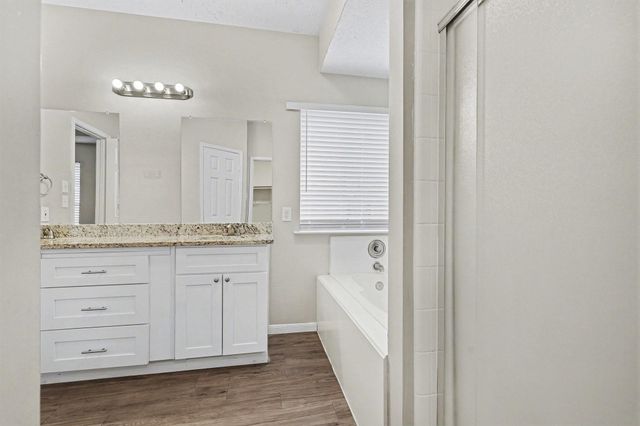 10823 Allens Landing Drive, Houston, TX 77065