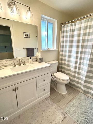 2923 NE Deborah Court, Bend, OR 97701