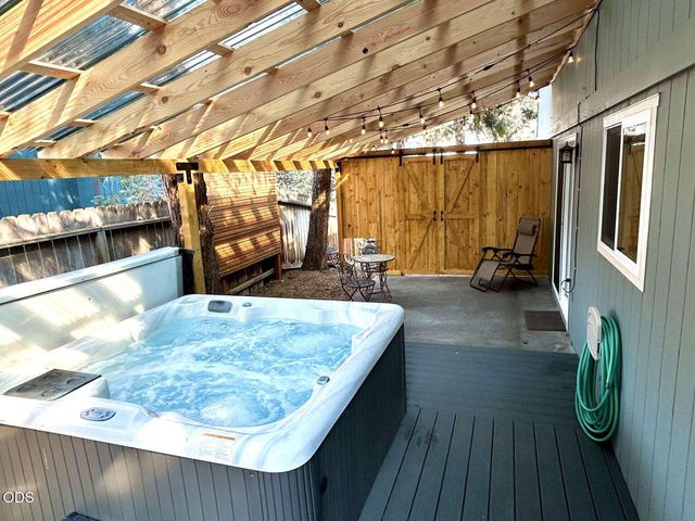 2923 NE Deborah Court, Bend, OR 97701