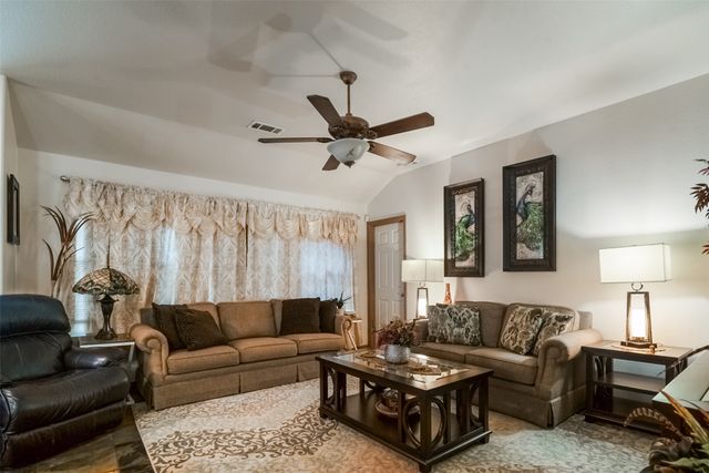 4206 Ridgewood Road, Melissa, TX 75454