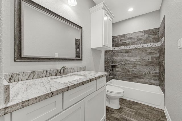 14815 Big Pine Lane, Baytown, TX 77523