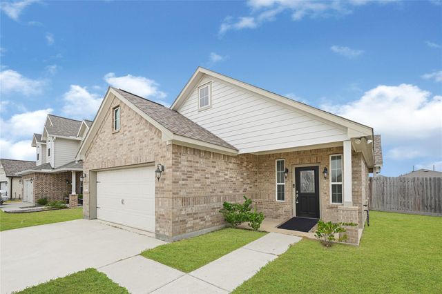 14815 Big Pine Lane, Baytown, TX 77523