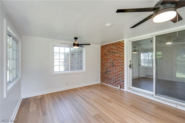 15234 Orrville Street NW, North Lawrence, OH 44666