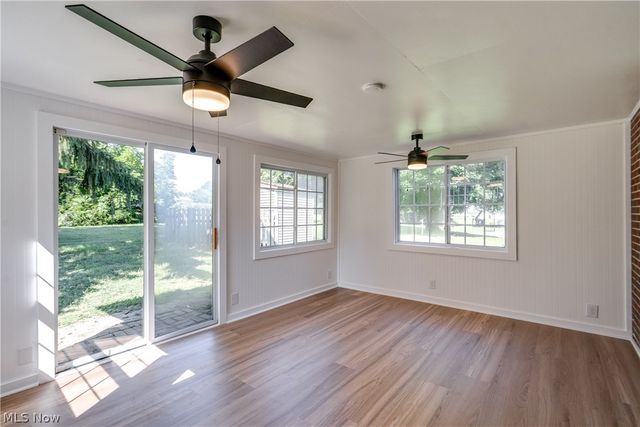 15234 Orrville Street NW, North Lawrence, OH 44666