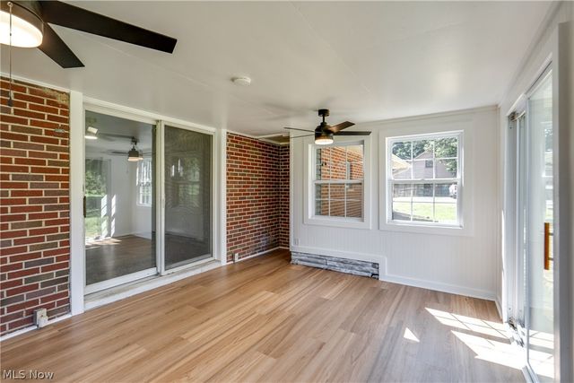15234 Orrville Street NW, North Lawrence, OH 44666