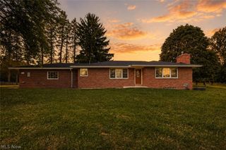 15234 Orrville Street NW, North Lawrence, OH 44666