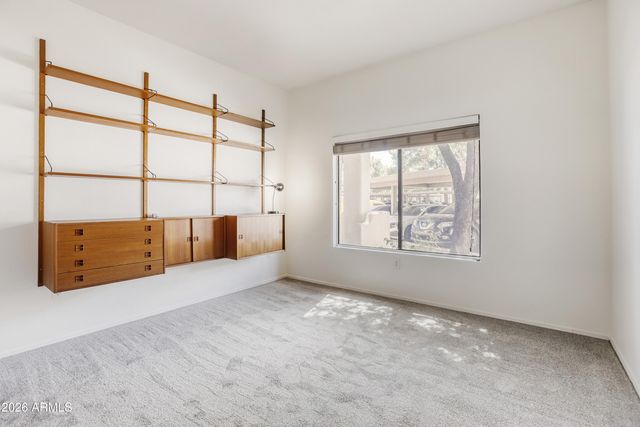 750 E NORTHERN Avenue 1124, Phoenix, AZ 85020