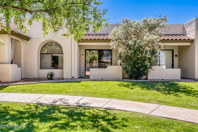 750 E NORTHERN Avenue 1124, Phoenix, AZ 85020