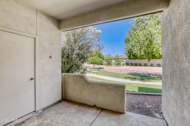 750 E NORTHERN Avenue 1124, Phoenix, AZ 85020