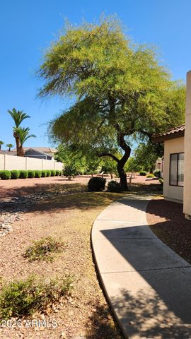 750 E NORTHERN Avenue 1124, Phoenix, AZ 85020