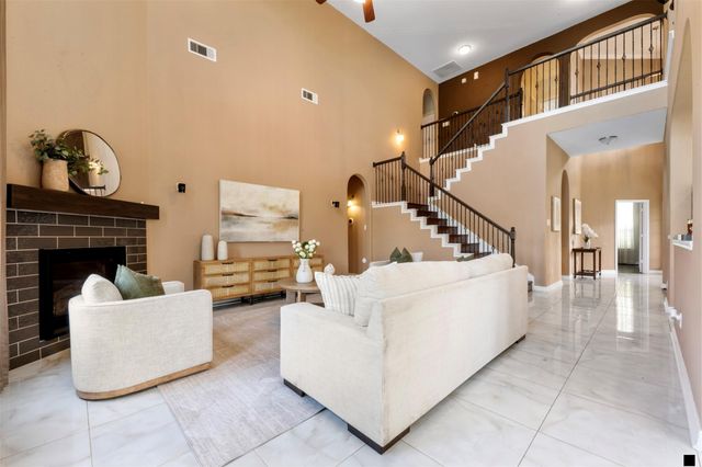 9611 Lost Woods Drive, Richmond, TX 77406
